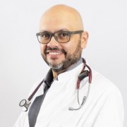 Dr VEGA ARIAS Andres Humberto